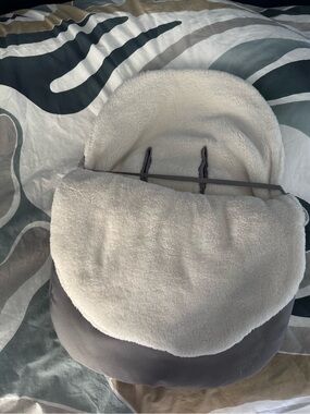 Jolly Jumper Cuddle Bag for car seat